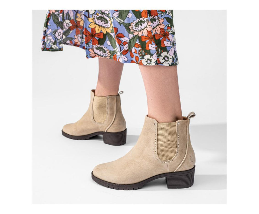 Women Boots | Hush Puppies Hadley Chelsea Boot Cognac Leather